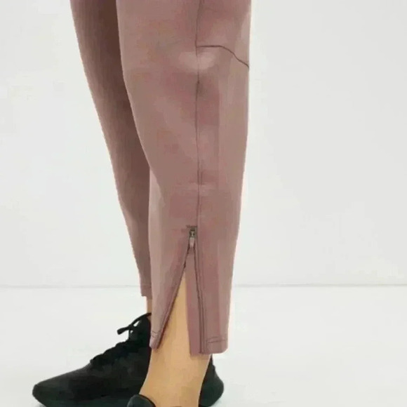 Nike DRI-FIT technology loose fit 7/8 length HIGH RISE NWT - Picture 6 of 14